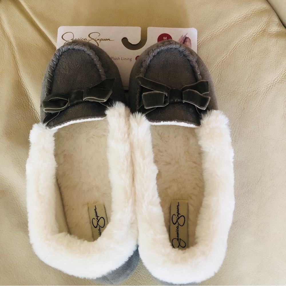 NWT: Jessica Simpson Gray Women's Slippers